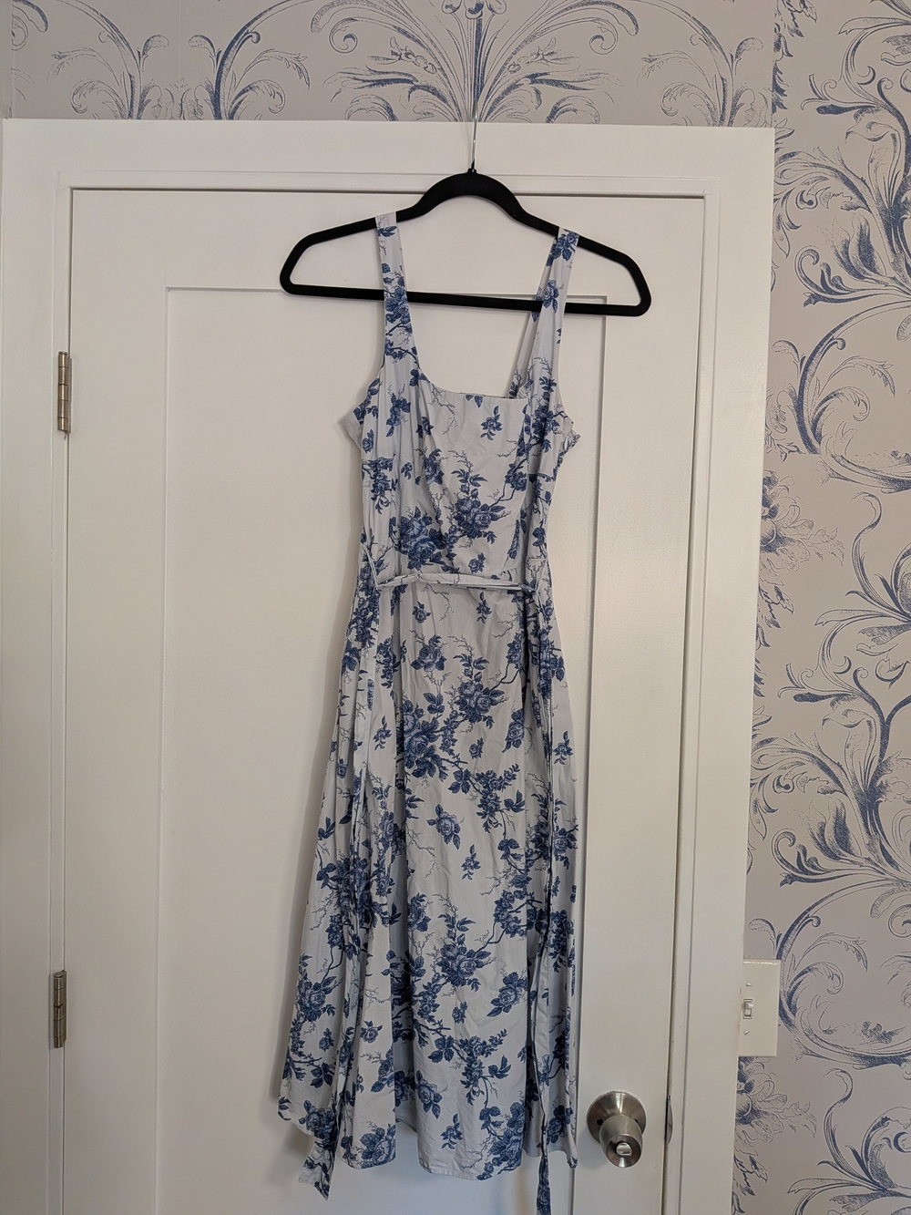 Banana Republic Cotton Blue Midi Dress with Blue Floral Print and Tie Waist